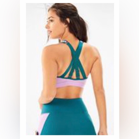 Fabletics 3 pieces athletic matching set, crisscross back, color block - Picture 6 of 11